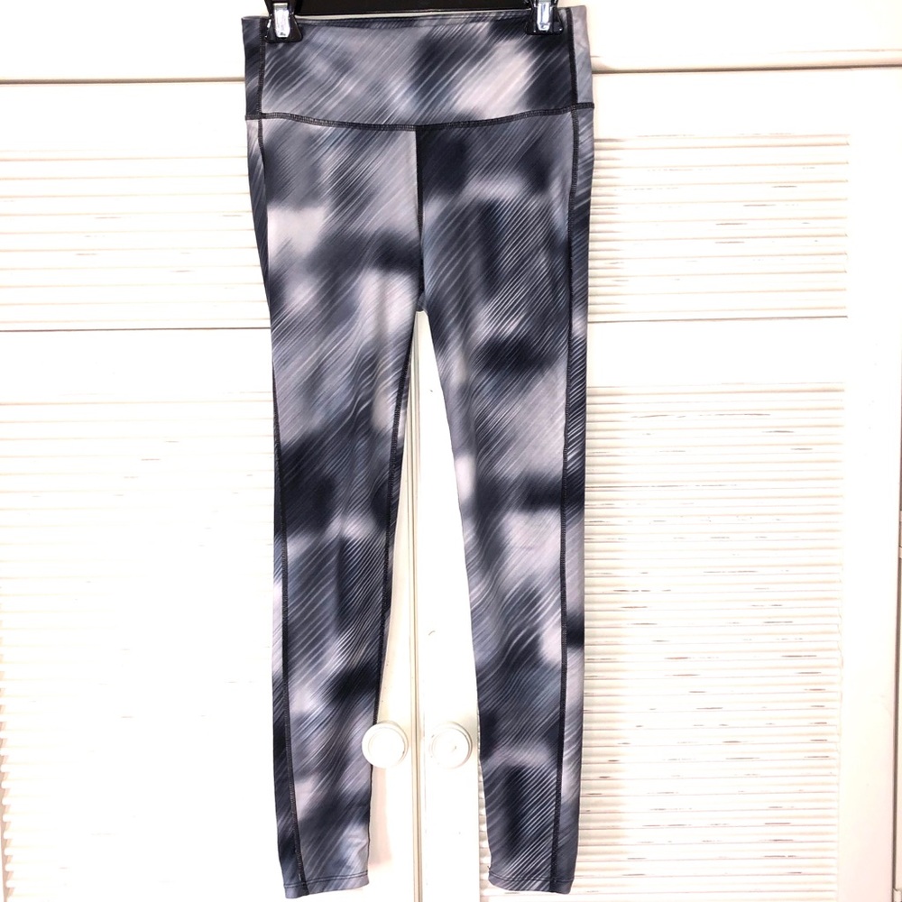 Athleta Chatarunga High Rise Tight Alpine Pattern